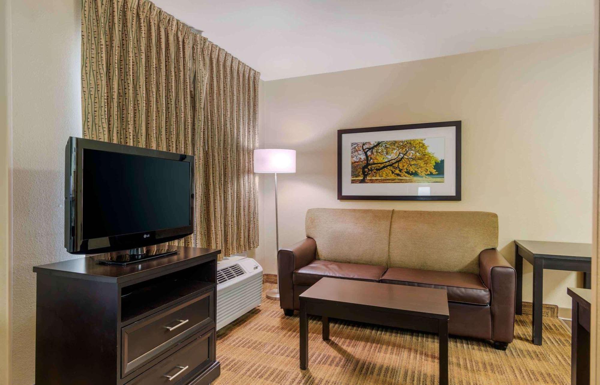 צ'מבלי Extended Stay America Select Suites - Atlanta - Buckhead מראה חיצוני תמונה