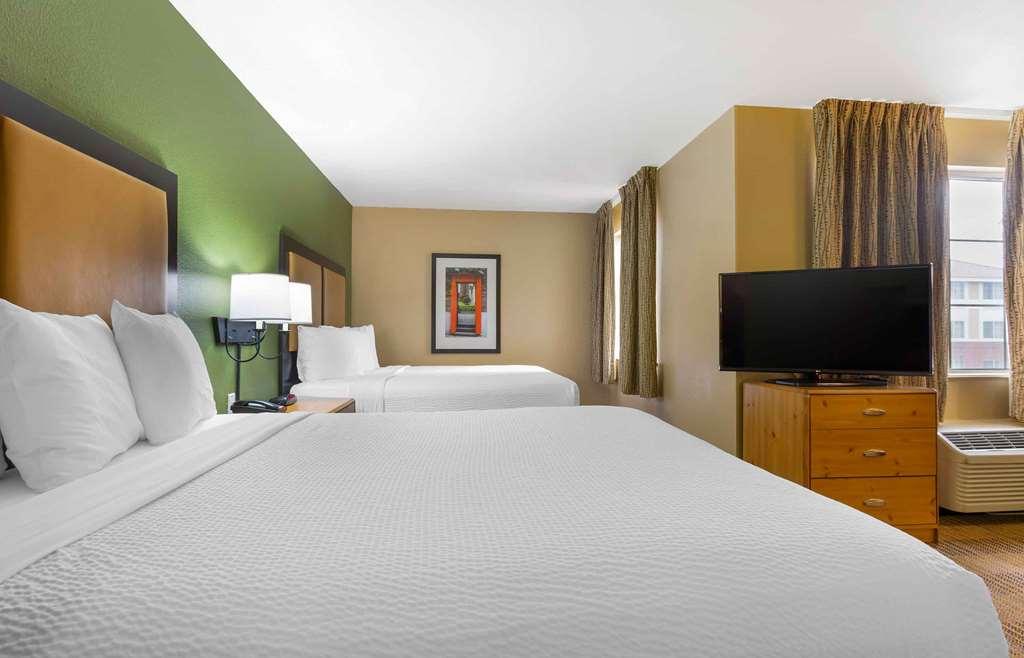 צ'מבלי Extended Stay America Select Suites - Atlanta - Buckhead חדר תמונה